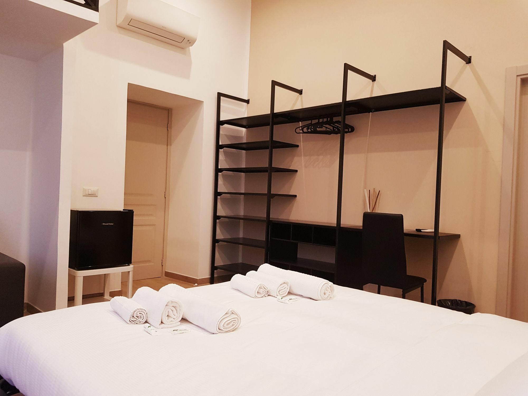 Cairoli Rooms Řím Exteriér fotografie